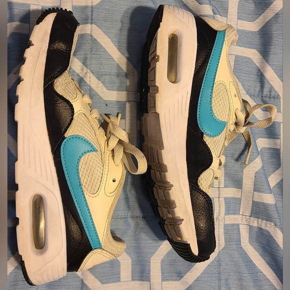 Nike Air max Shoes - Nike Women's Athletic Shoes -Air Max 2, Black, White, and Blue